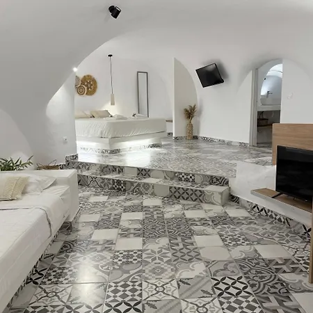 The Nest アパート